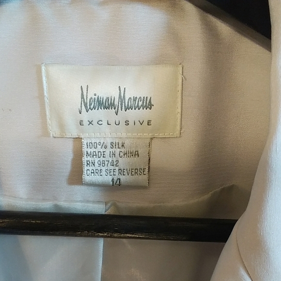Neiman Marcus Exclusive Light Gray 100% Silk Long Sleeves Jacket Blazer Size 14 - Picture 3 of 12